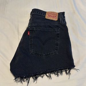 Levi’s Women’s High-Waisted Distressed Shorts, Black Faded Wash, Size W30
